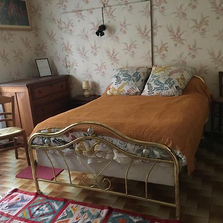 Chez Christian Bed and Breakfast LʼIsle-en-Dodon Buitenkant foto